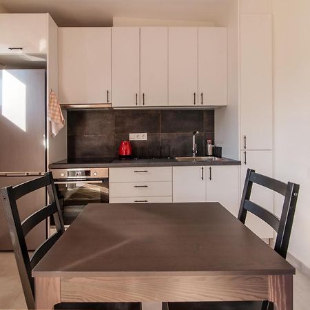 Stunning 2-Bedrooms Apartment In The Heart Of אתונה מראה חיצוני תמונה